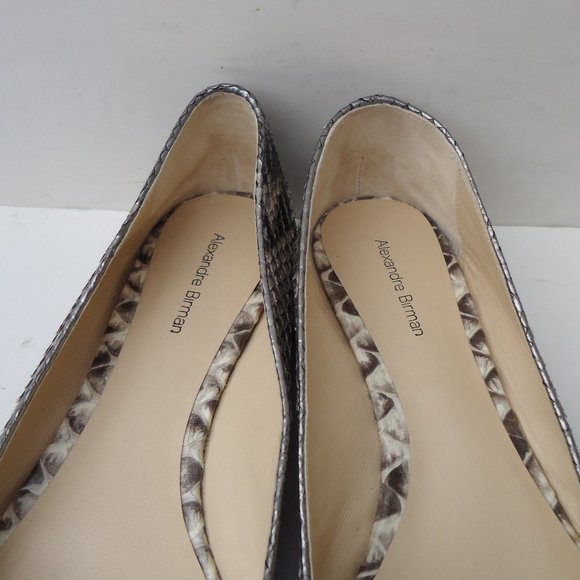 SIZE 8. Alexandre Birman python leather flat shoes. - Picture 12 of 16